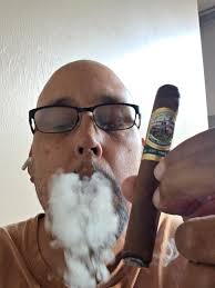 Cigar lovers in Hawaii