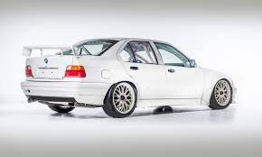 Encontre este pin e muitos outros na pasta e36 de allan walker. Bmw 318 Is Super Tourism For Sale