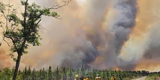 Over 1,000 homes threatened as Georgia wildfires continue to rage, forcing evacuations