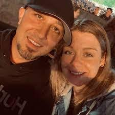 Darrin Maness's Instagram, Twitter & Facebook