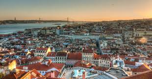 Perched on the edge of the atlantic ocean. Die 10 Coolsten Bairros Von Lissabon Idealista