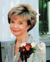 Evelyn Joyce's Instagram, Twitter & Facebook