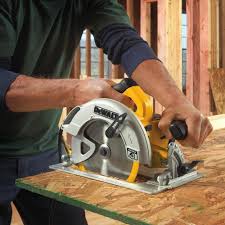 Dewalt Dwe575sb 7 1 4 Inch Lightweight Circular Saw