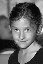 Sandra Hollander's Instagram, Twitter & Facebook