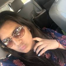 Esme Weaver (@EsmeWeaver)