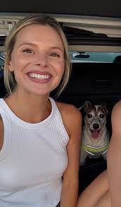 Ellie Swenson's Instagram, Twitter & Facebook