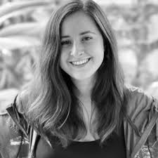 スターバックスに行くけど、誰か何か欲しい人いる?