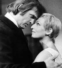 SAMICA ČLOVEŠKE VRSTE