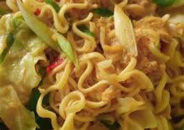 Kepikiran buat mie yg super pedes pakai bahan apa adanya di kulkas. Resep Mie Nyemek Untuk Bumil Cara Membuat Mie Nyemek Resep Mie Nyemek Simple Youtube Resep Mie Nyemek Bu Siti Jogja Yg Viral Antri 2 Jam Podrobnee Jennaah Dreamer