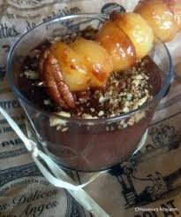 Mousse Au Chocolat Brochette De Poires Caramelisees Et Noix De Pecan Mousse Au Chocolat Noix De Pecan Chocolat