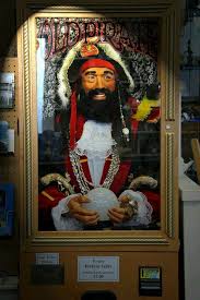 The shop is located just 30 minutes from the las vegas strip, in boulder city, nv. Fortune Machine Vintage Oberflachenmuster Geschirr Weiss