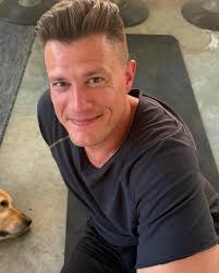 James Pyle (@jamesfpyle) • Instagram photos and videos