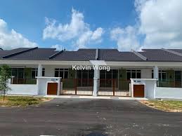 Sekolah menengah kebangsaan (singkatannya smk atau sek. Banting Taman Seri Changgang Dengkil Intermediate 1 Sty Terrace Link House 4 Bedrooms For Sale Iproperty Com My