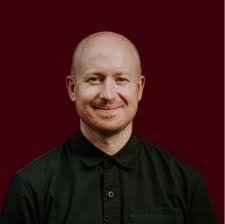 The secrets to telling better stories in your B2B content?