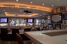 Sports bars bars cocktail lounges. Glorious Game Nights Best Sports Themed Media Rooms And Home Theaters