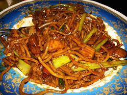 Ketika mendengar kata mie, mungkin yang teringat di benak anda adalah makanan panjang serta keriting. Resepi Mee Goreng Basah Sayidahnapisahdotcom