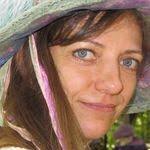 Shauna Dunham's Instagram, Twitter & Facebook