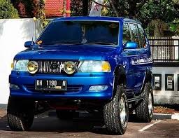 Jual cepat kijang kotak pick up th 1983, kondisi normal, surat2 lengkap, pajak hidup. 88 Koleksi Modif Mobil Kijang Doyok Hd Terbaik Gambar Mobil