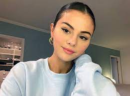 Her first acting role was as gianna in the popular '90s children's. Selena Gomez Addresses The Good Fight S Kidney Transplant Joke E Online Deutschland
