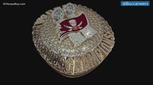 The nfl star and the rest of the tampa bay buccaneers received their super bowl lv rings in a private ceremony held for players, coaches, . Tampa Bay Buccaneers Unveil Super Bowl Rings Wtsp Com