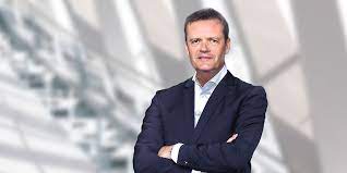 Previously a journalist @business, @handelsblatt, @ft and @faznet. Markus Schafer Biography Daimler