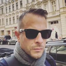 DleCout (@szabodani)