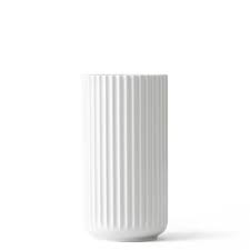 Enjoy exclusive discounts and free global delivery on 20. Lyngby Porcelain Vase Porzellan Weiss 20cm Erkmann De Ihr Online Shop Fur Wohnen Design Und Geschenke