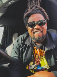 In and out the truck💪🏾 #FOOD