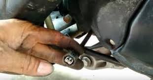 Busi adalah suku cadang motor yang dipasang pada mesin pembakaran dalam dengan ujung elektrode pada ruang bakar. Cara Memperbaiki Sensor Eot Beat Fi Dengan Gampang Antonkevas