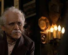 I always jump at that opening bite in Nichols' ingenious film. He infuses  humor with creepiness. Jack and Michelle have fabulous chemistry and  Morricone's score is my favorite of his. Spader, Plummer,