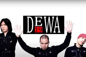 Maybe you would like to learn more about one of these? Lirik Dan Chord Lagu Kirana Dari Dewa 19 Halaman All Kompas Com