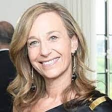 Randi Levine's Instagram, Twitter & Facebook