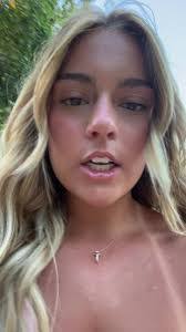 Lydia Baumann's Instagram, Twitter & Facebook