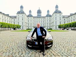 Gäste des neuen conrad bengaluru erwarten beeindruckende ausblicke auf den ulsoor see in bangalore. Bmw M6 Cabrio Sportliches Und Luxurioses Reisen
