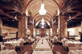 kornhaus keller bern restaurant canton of bern table decorations