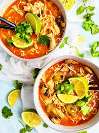 This hearty slow cooker chicken chili is relatively low in calories but high in protein and flavor. Spicy Slow Cooker Pad Thai Chicken Ramen Soup Beautiful Eats Things