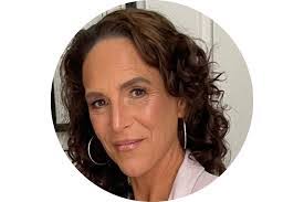 Angela Hagen's Instagram, Twitter & Facebook