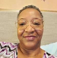 BreakingNews A Metro Nashville Public Schools employee was found stabbed to  death in front of the elementary school where she worked. Details ⬇