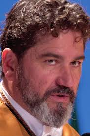 Laudatio Taboada cas..indd