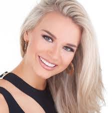 Debbie Goodson's Instagram, Twitter & Facebook