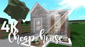 Aesthetic 3k 1 story bloxburg house idea. 4k Cheap House No Gamepass Bloxburg Roblox Speedbuild Youtube