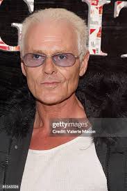 30 Steve Olson Art Show Debut Stock Photos, High-Res Pictures, and Images