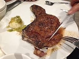 This restaurant gives me the feel of eating at a cattle ranch. Great American Land And Cattle Aus Juarez Speisekarte