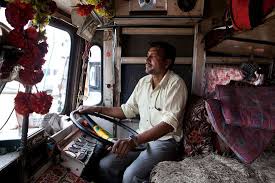Indian rupee (inr) daneel (dan) conversion table. Dan Eckstein Acurator