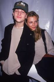 Fou de rage, mû par un puissant désir de vengeance, le trappeur met six semaines avant de retrouver son camp de base. Alexa Dicaprio Alexa Dicaprio Profile Pinterest