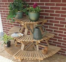 Wonderful Diy Plant Stands You Will Love To Make Craft Coral Diy Plant Stand Garden Plant Stand Plant Stands Outdoor