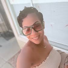 Did you know you can make $1000 this week in your personal car as a medical  courier. Just get your HIPAA and bloodborn pathogens certifications and  you're in the game. Comment “YES”