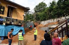 Pemetaan potensi bencana tanah runtuh menggunakan faktor penilaian bencana tanah runtuh dengan pendekatan gis. Tanah Runtuh Pulau Pinang Identiti Tiga Mangsa Dikenal Pasti Malaysia News Portal