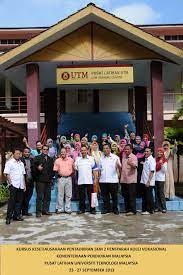 Kv merupakan institusi pengajian yang menerapkan pembelajaran. Kursus Kesetiuasahaan Pentadbiran Skm 2 Pensyarah Pensyarah Kolej Vokasional Kementerian Pendidikan Malaysia Ts Dr Dayana Farzeeha Binti Alits Dr Dayana Farzeeha Binti Ali