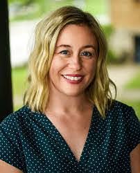 Carey Goss's Instagram, Twitter & Facebook